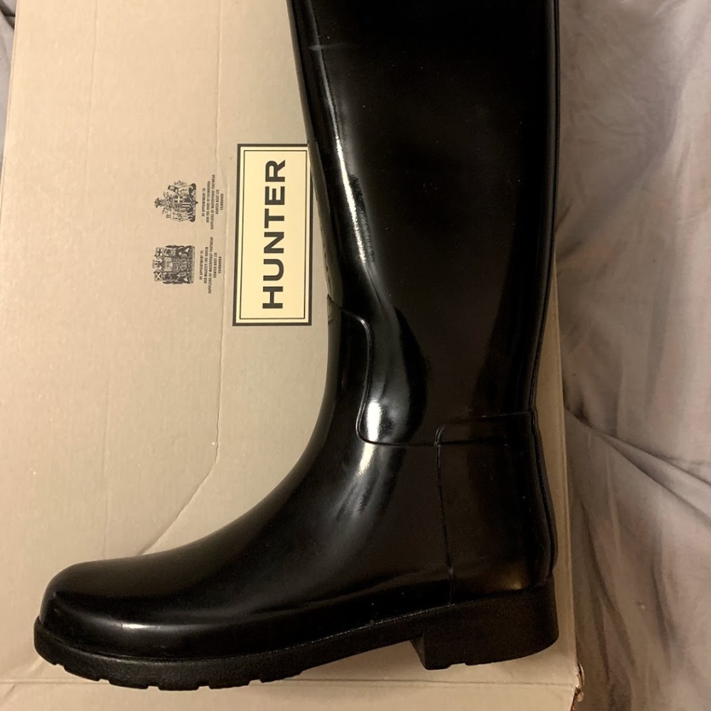 HUNTER Rain Boots (Women's 6) Black